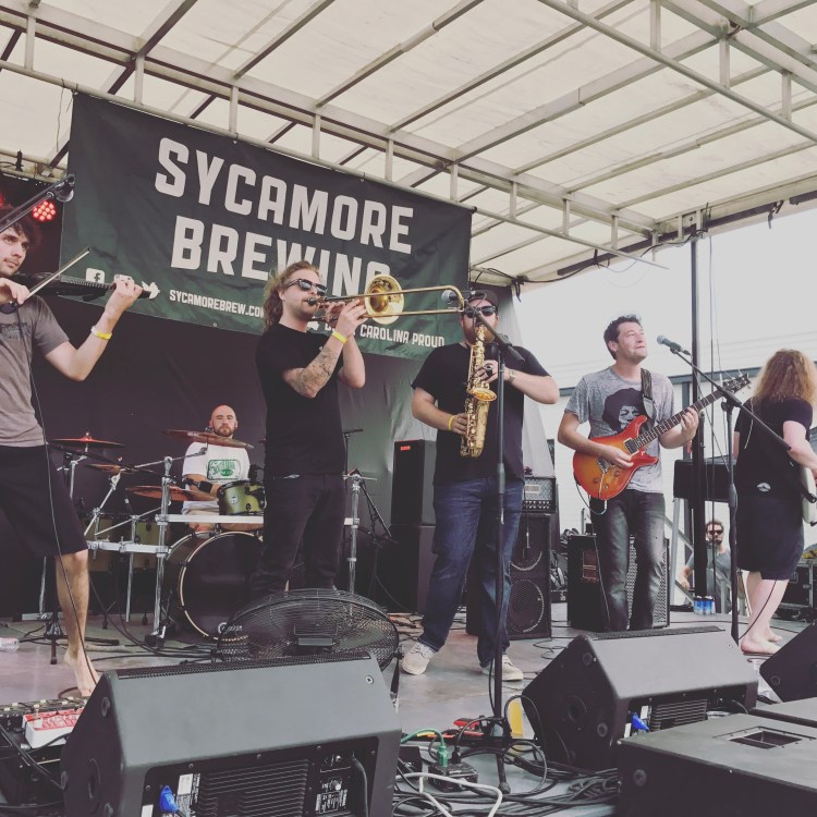 20170429_224544449_iOS